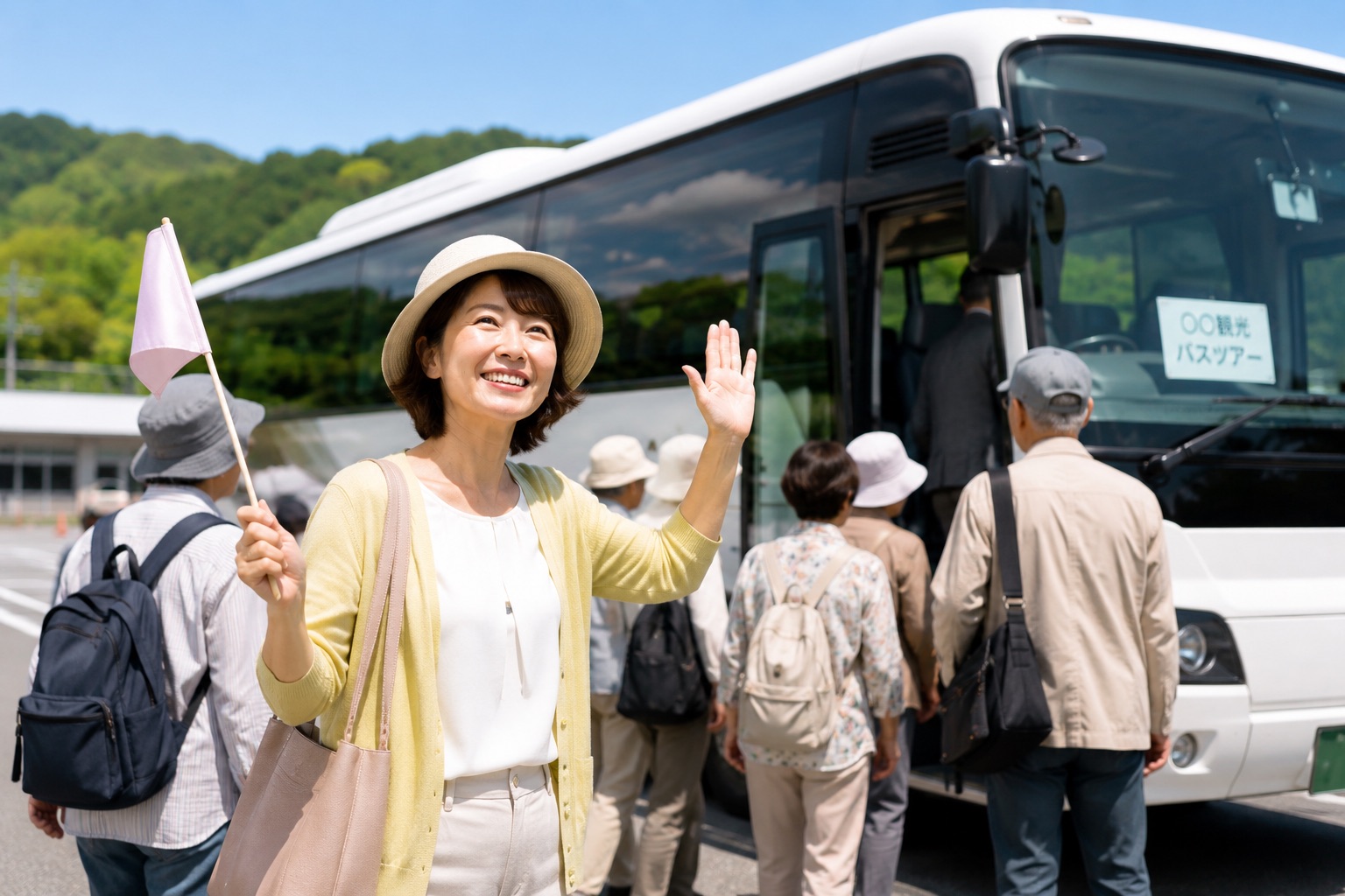 観光バスツアーの旅行者たち
